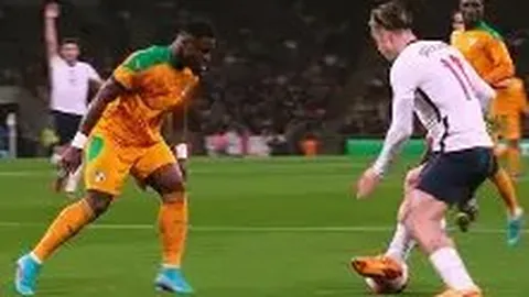 加的斯力克巴塞罗那，后防默契助力关键点球获胜