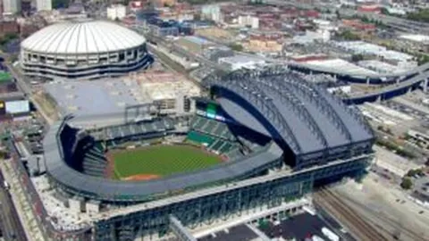 “中国足协成立之际，月底中足联登场，探讨监管领域新变化”