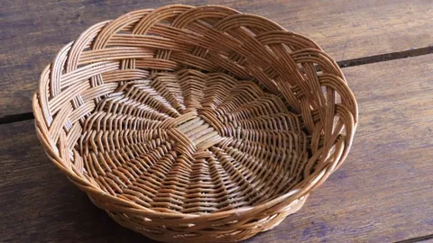 曼城英超第二轮大胜伯恩茅斯4-0，德布劳内梅开二度，哈兰德助攻三传